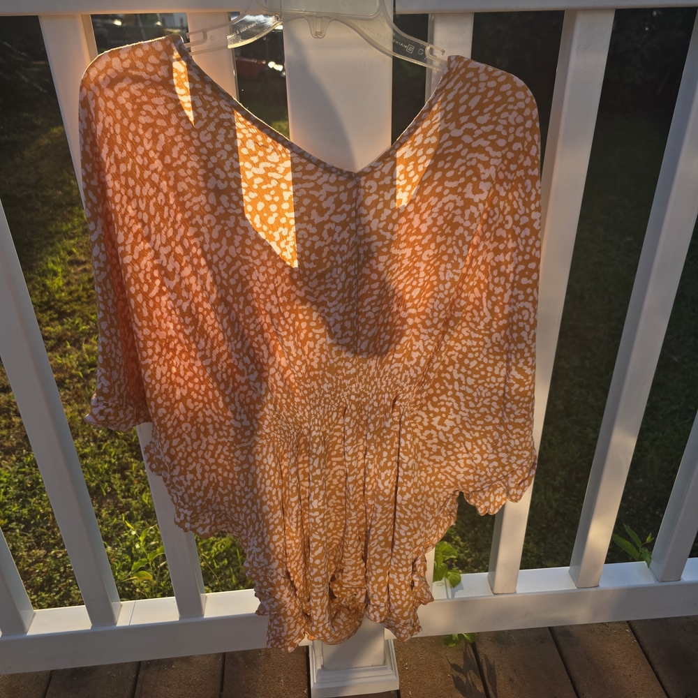 Lush Orange and White Patterned Fabric